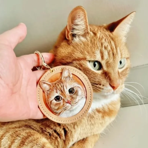 Customized pet leather carving handmade DIY keychain pouch pendant