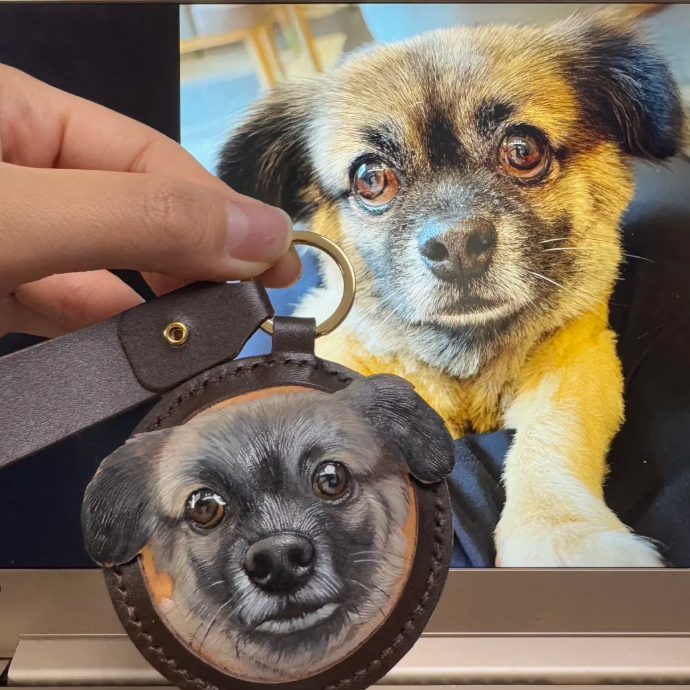 Handmade Custom Pet Leather Carving Keychain - Realistic Cat/Dog Portrait Keyring